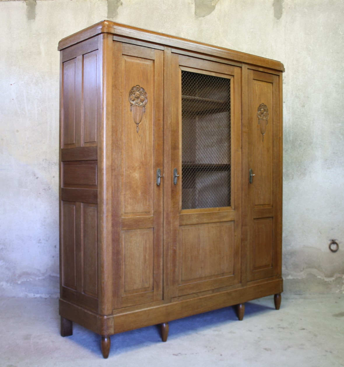 Art Deco wardrobe