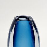 Vase Sommerso Mid-Century Scandinave en Verre par Vicke Lindstrand pour Kosta, Suède, 1960s