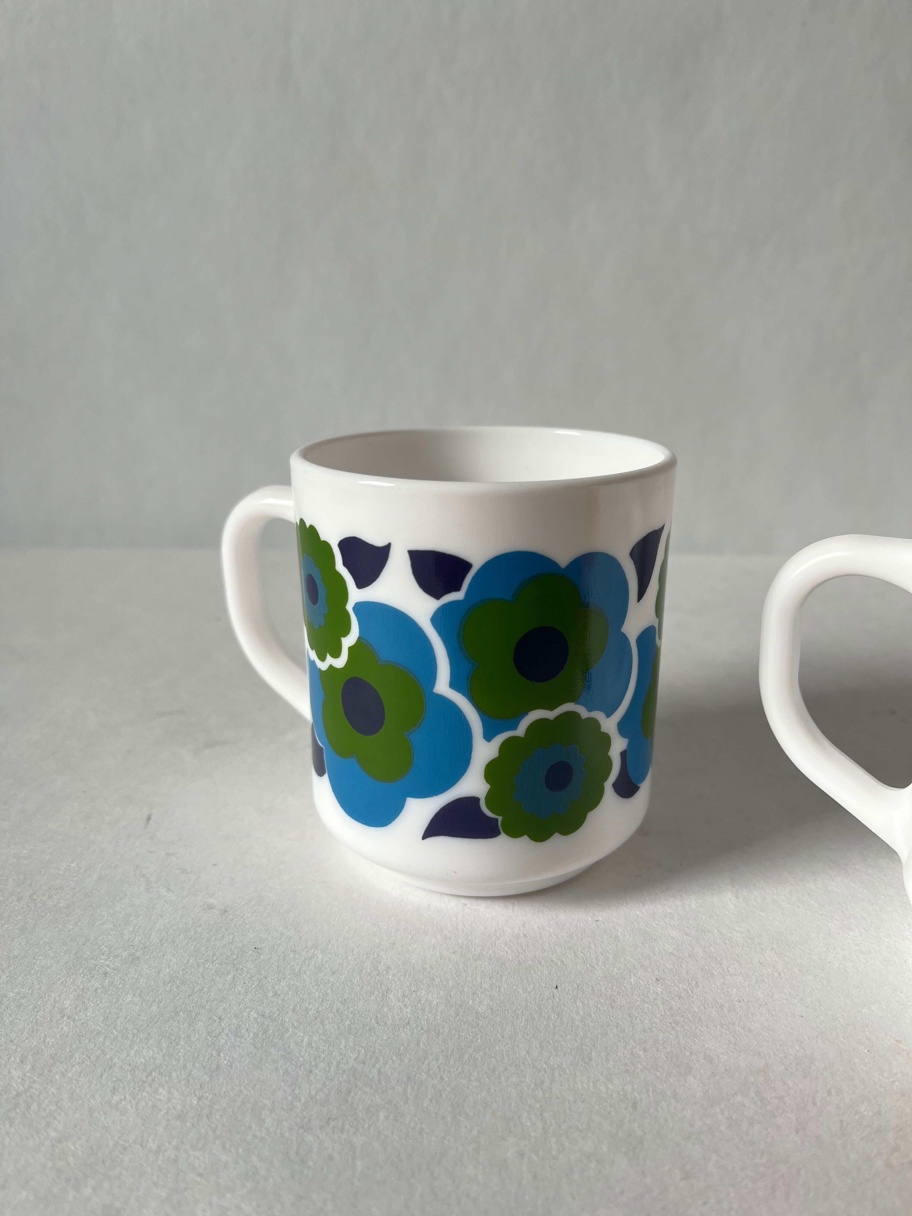 Mugs lotus Arcopal vintage
