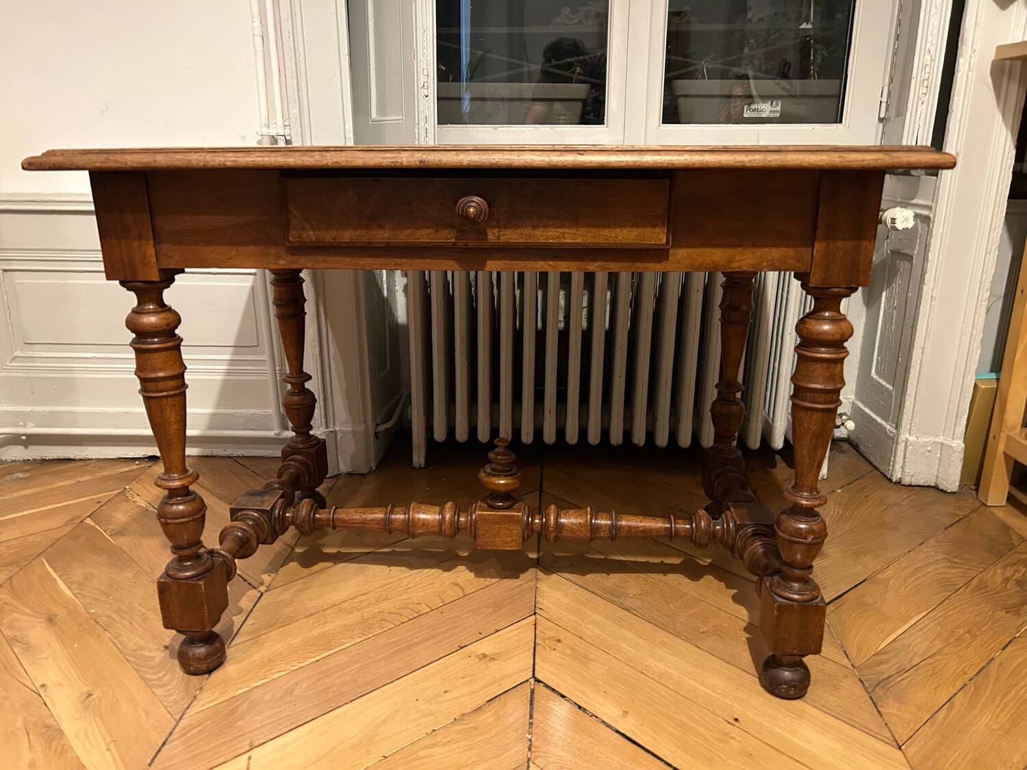Bureau style Louis xiii / 100*65*h72/ bois