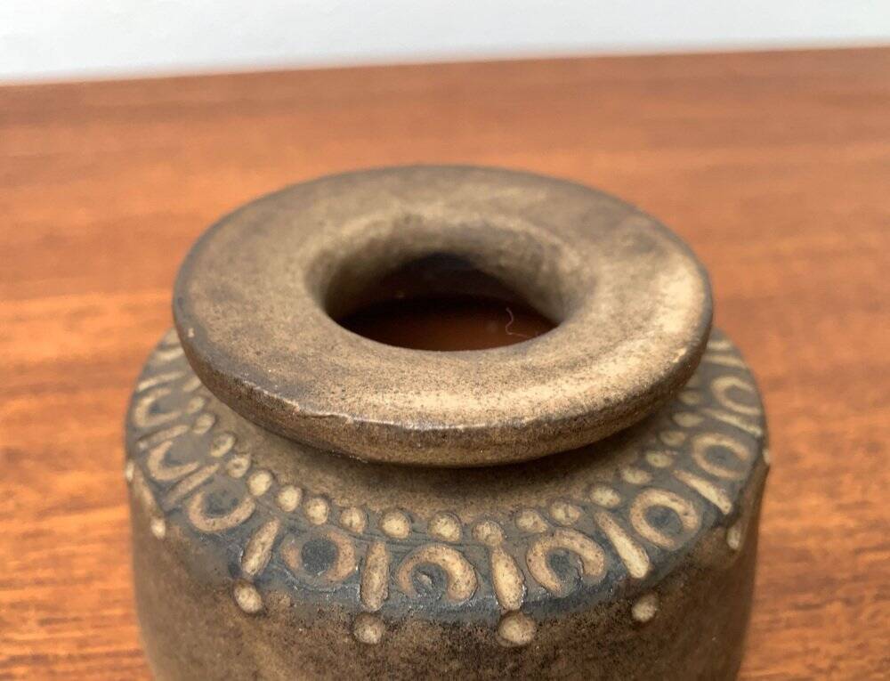 Brutalist mid-century studio pottery vase by Johannes Lessmann for Keramische Werkstatt Margaretenhöhe, Essen.