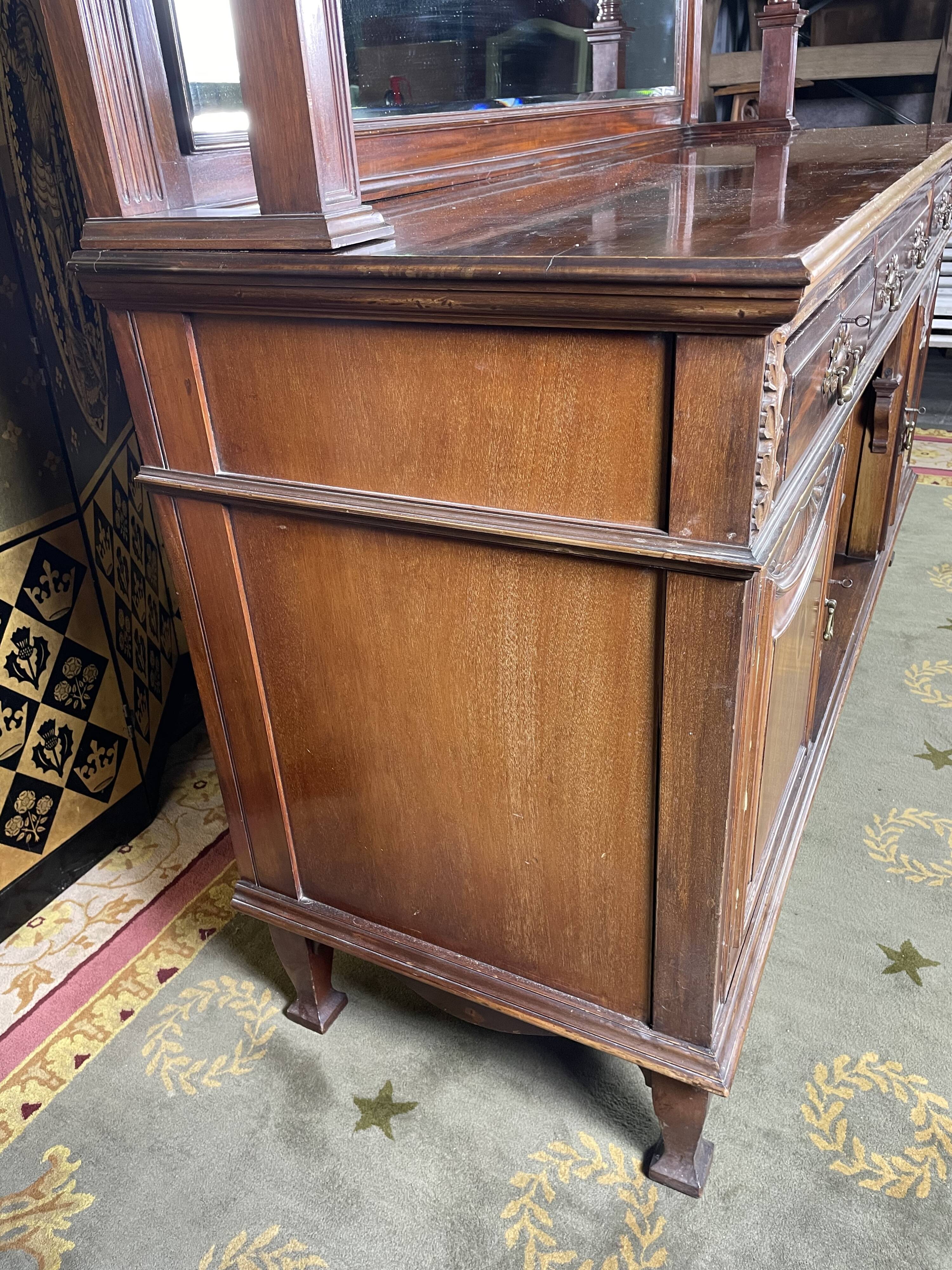 English buffet in solid mahogany hobbs&compagnie london