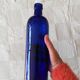Vintage cobalt blue bottle 80's floral decoration garlands in relief
