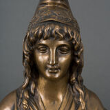 Bronze bust on shower stand XIXth representing Marianne Brown patina
