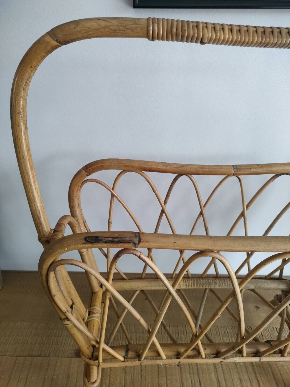 Large Rattan / Wicker Magazine Rack - Curved Shapes - Vintage - Old - 1960s