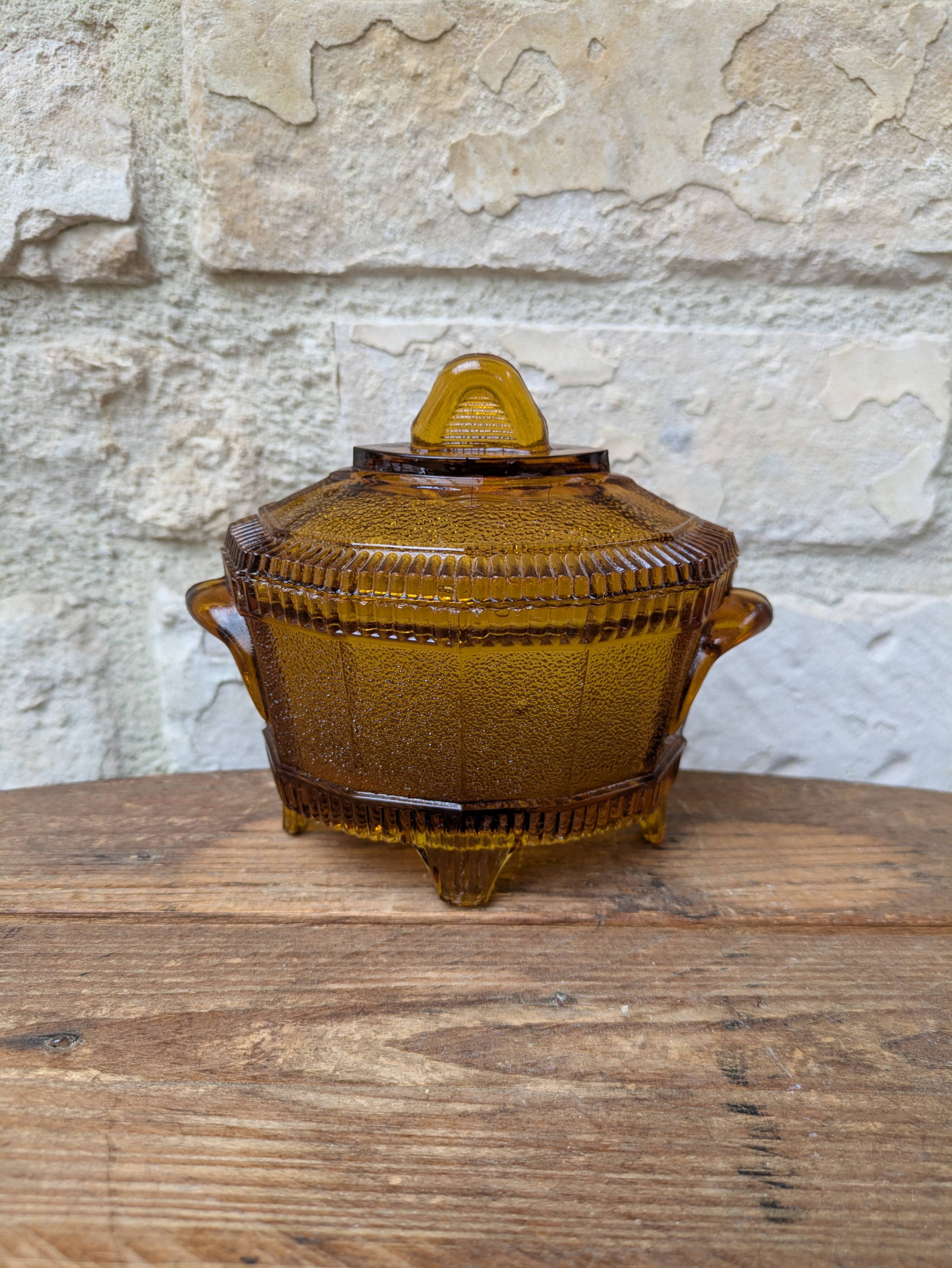 Amber glass bonbonnière with lid