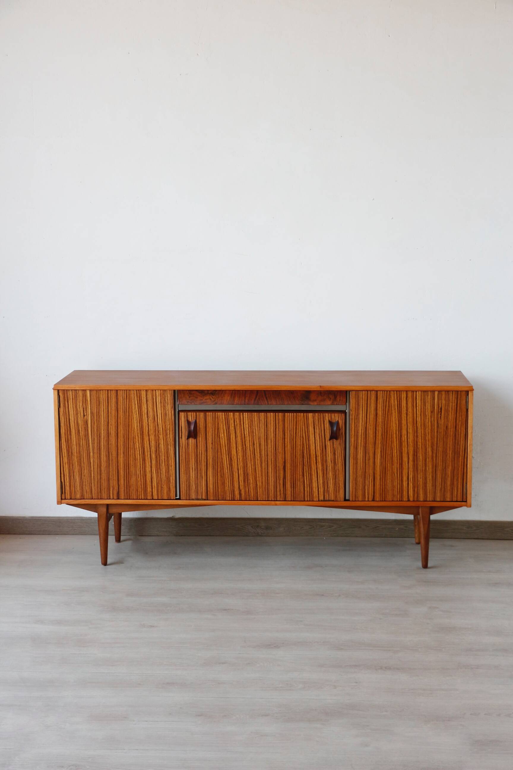Enfilade scandinave zebrano – buffet vintage années 60