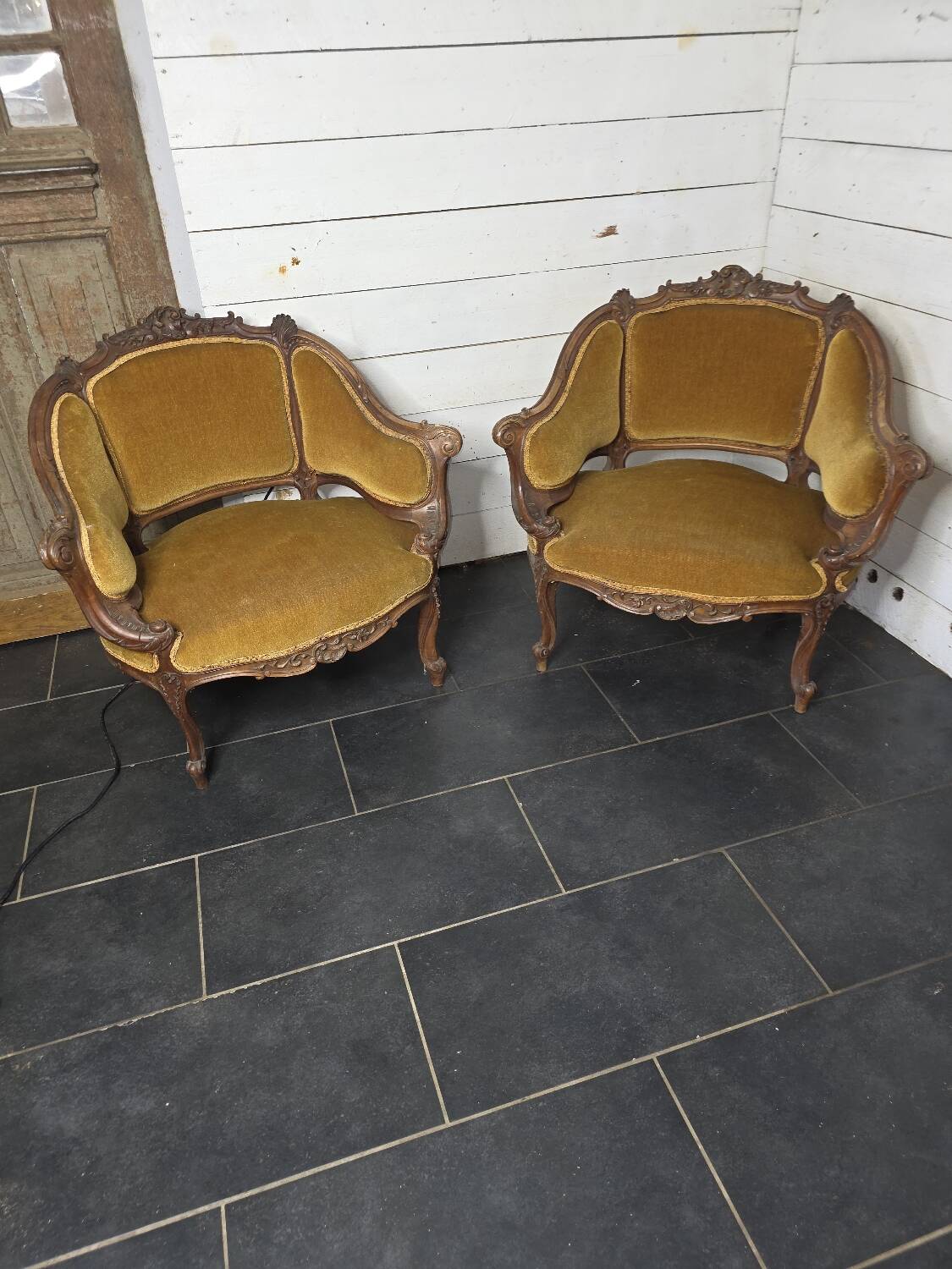 Paire de fauteuils marquise style Louis XV