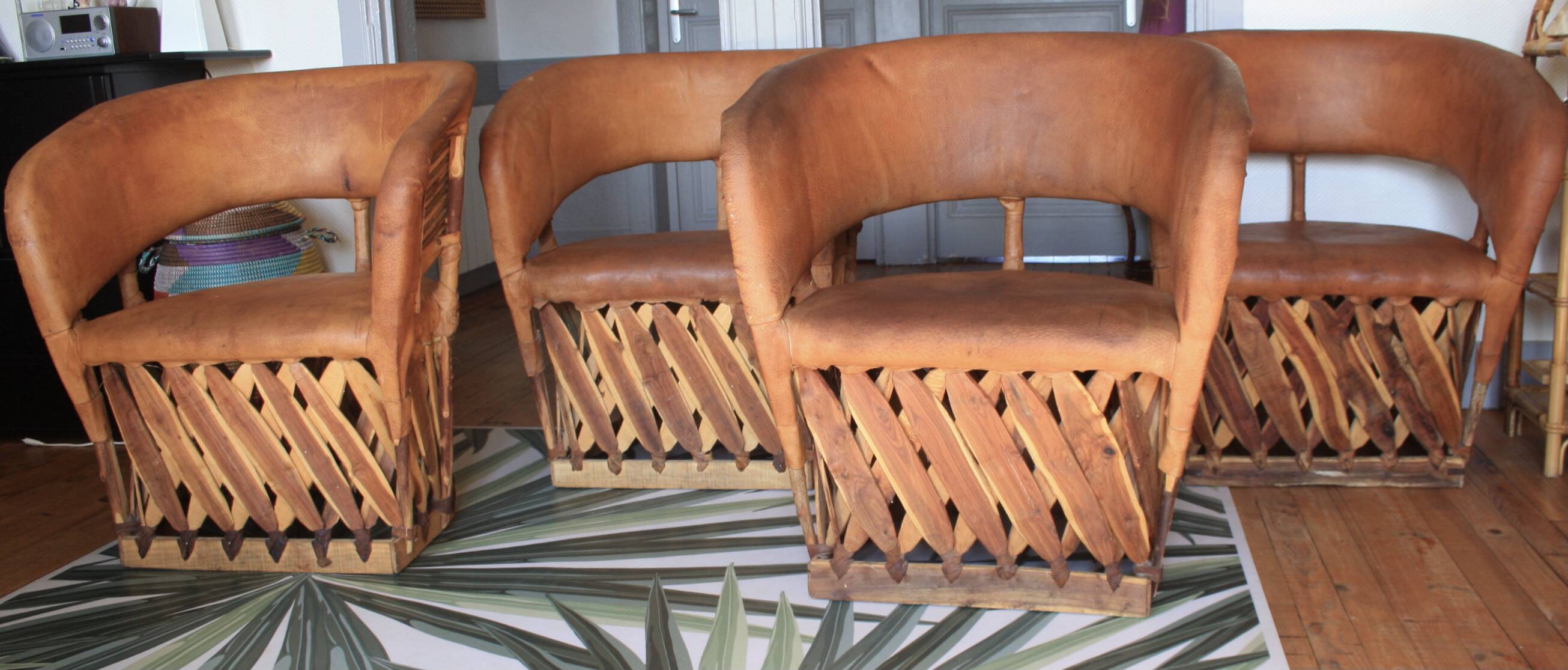Lot de 4 fauteuils Mexicain bois & cuir