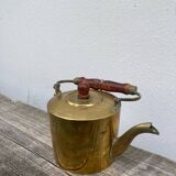 Teapot in gilded brass and wood