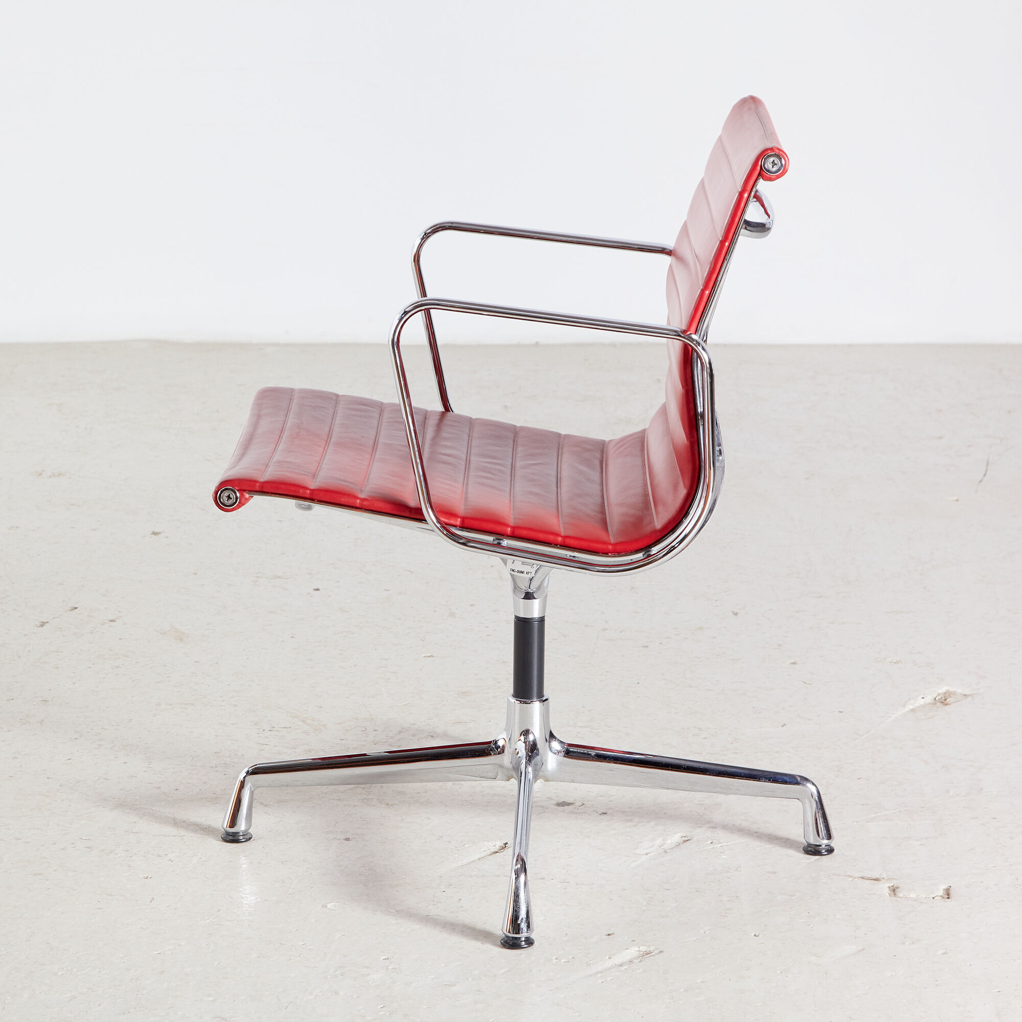 Charles & Ray Eames EA108 office chair