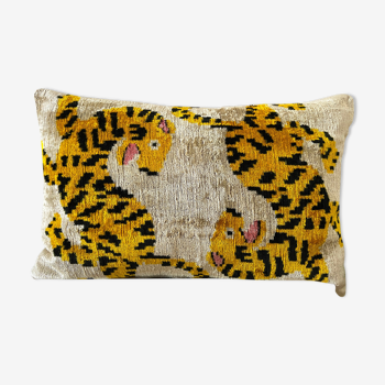 Cushion Ikat Persian tigers