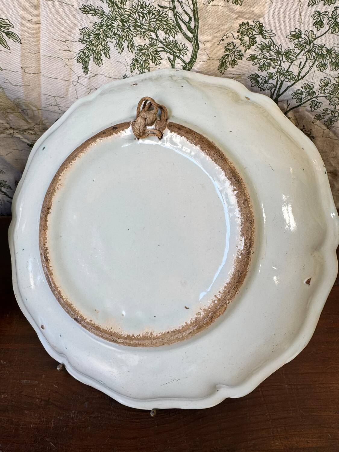 Pair of Rouen earthenware hollow dishes – 18th century