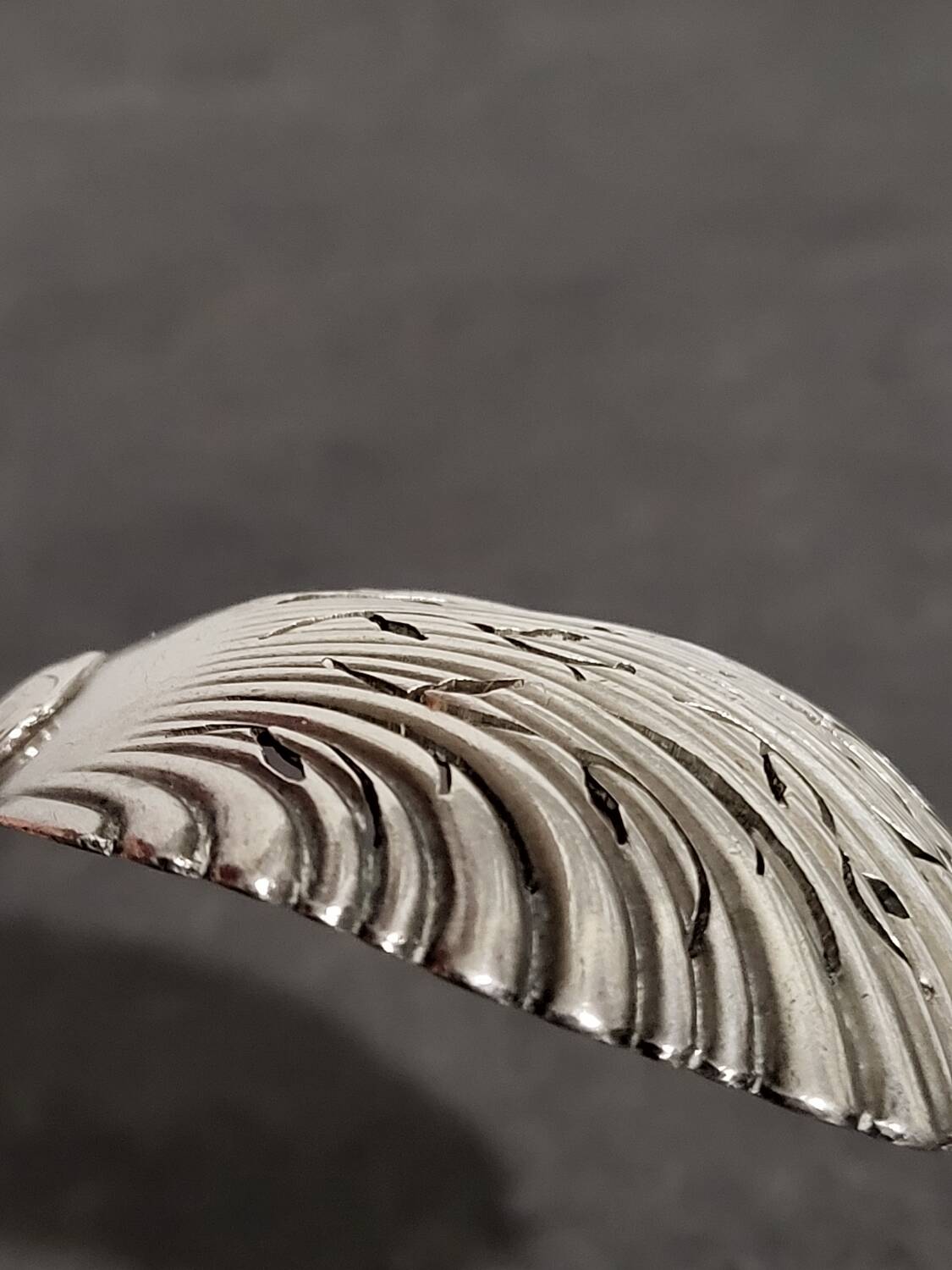 Vintage dusting spoon in excellent condition.