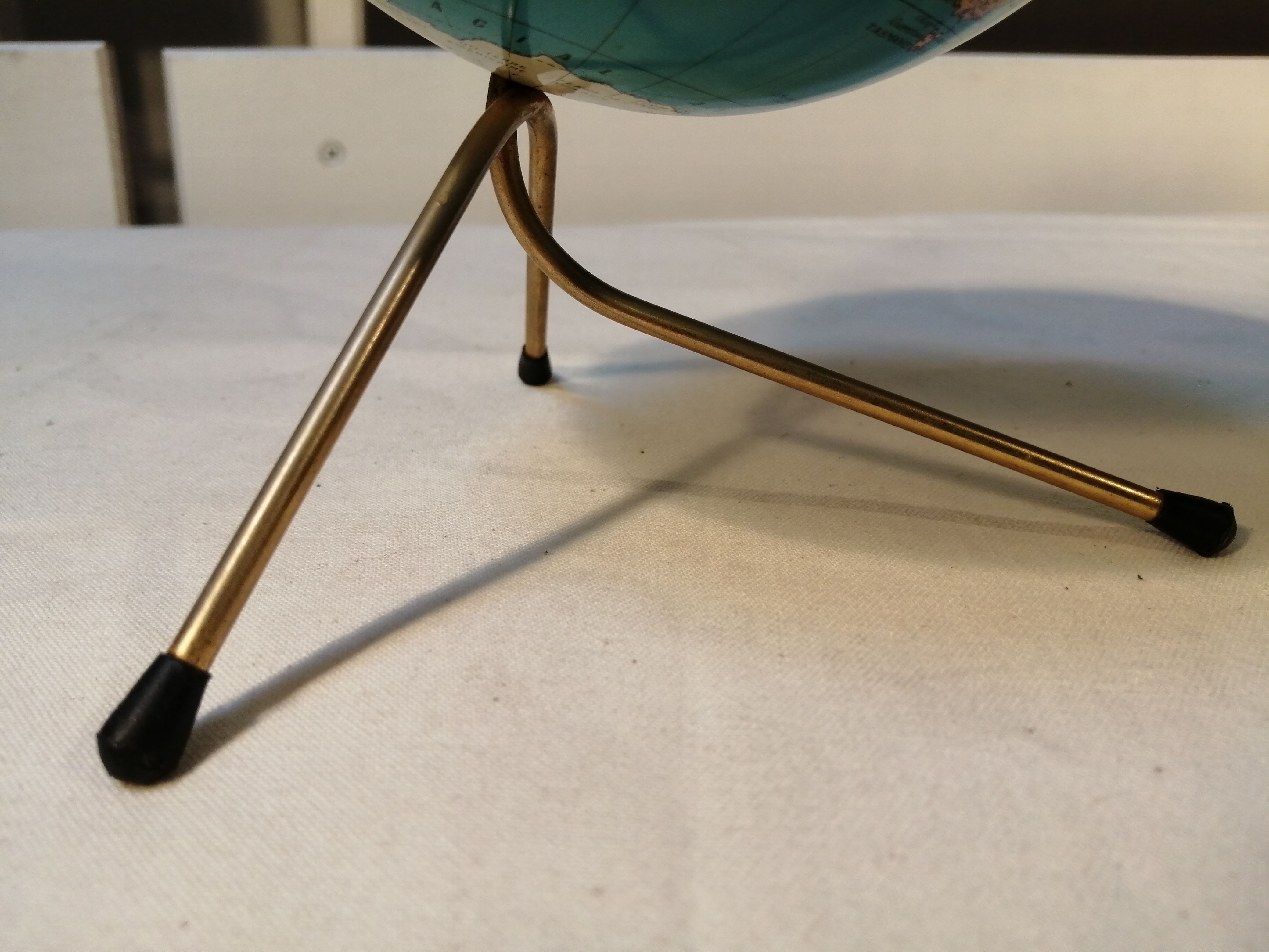 Taride vintage globe, 1940