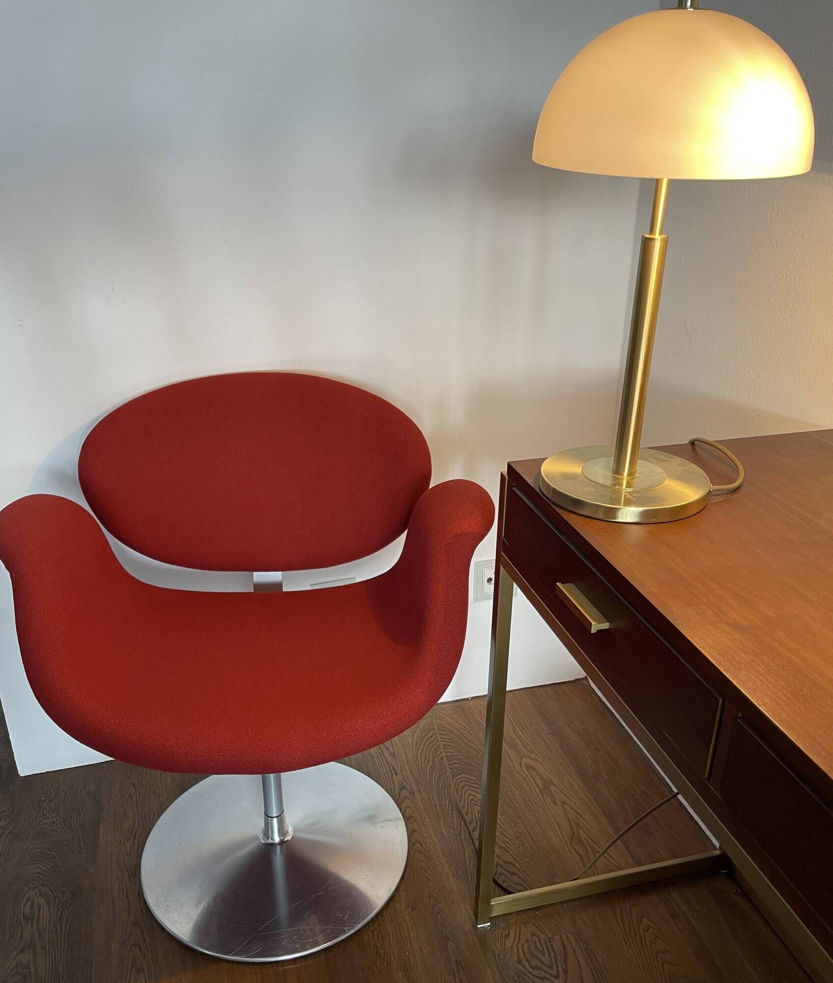 Little Tulip Swivel Armchair by Pierre Paulin for ARTIFORT