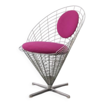 "K2" Cone chair in wire by Verner Panton / Plus Linje