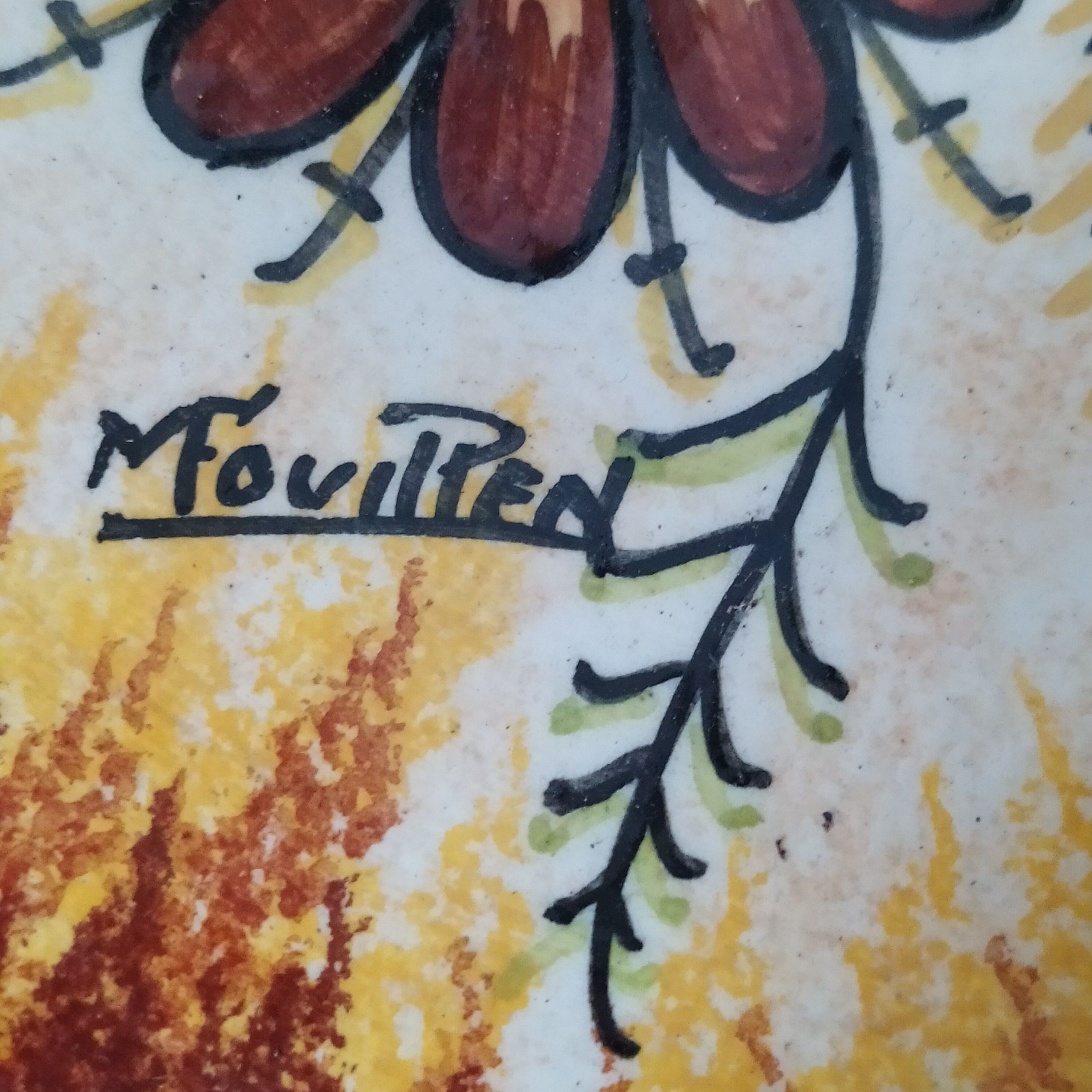 Old plate signed Maurice Fouillen Quimper