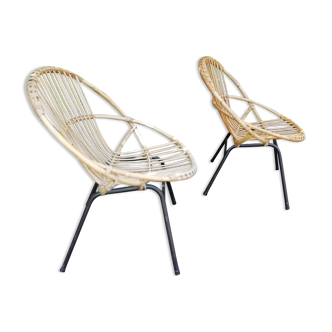 2 Rattan shell armchairs and metal legs