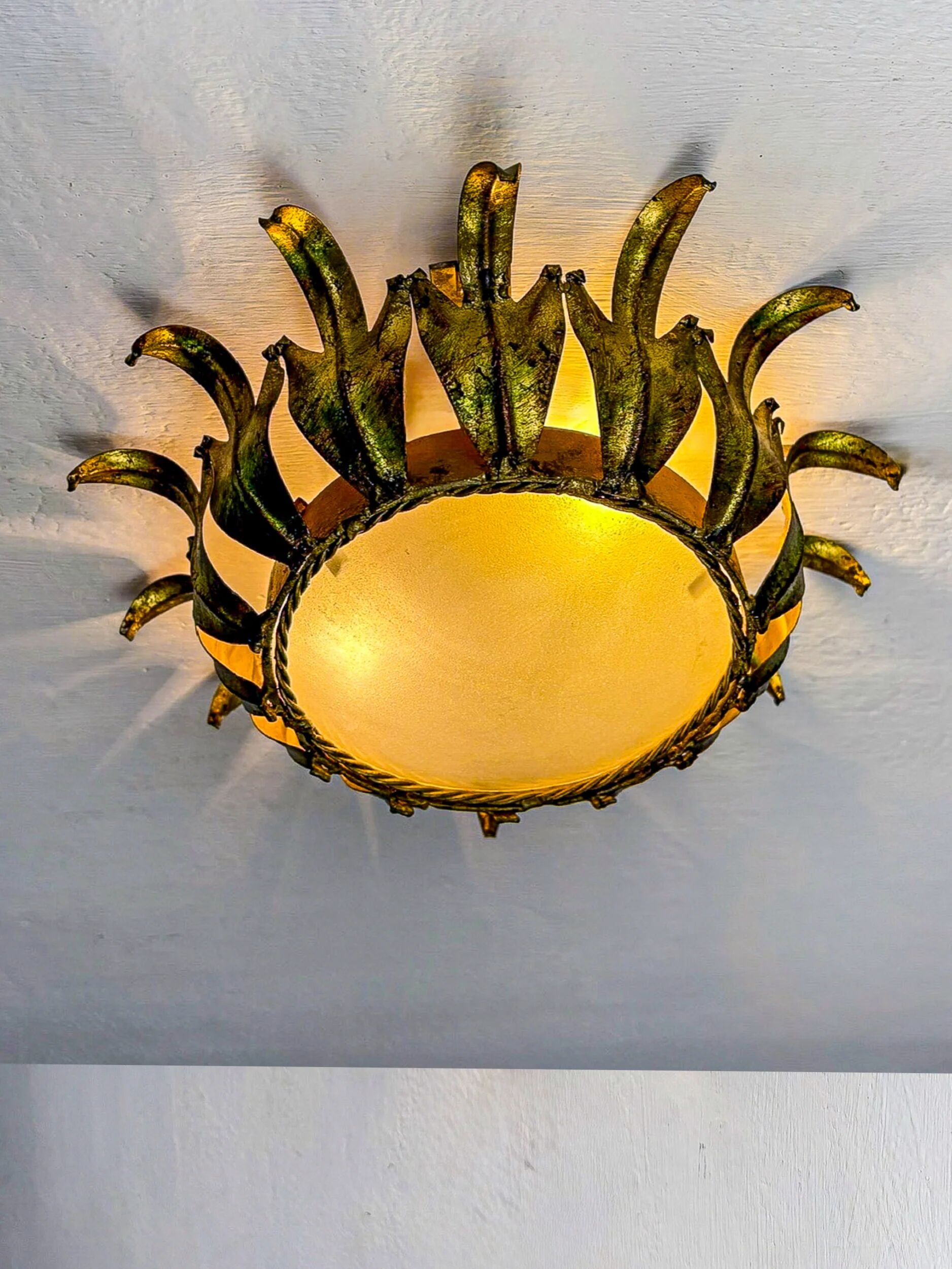 Spanish crown sunburst fixture in gilt metal and frosted glass, 1950s