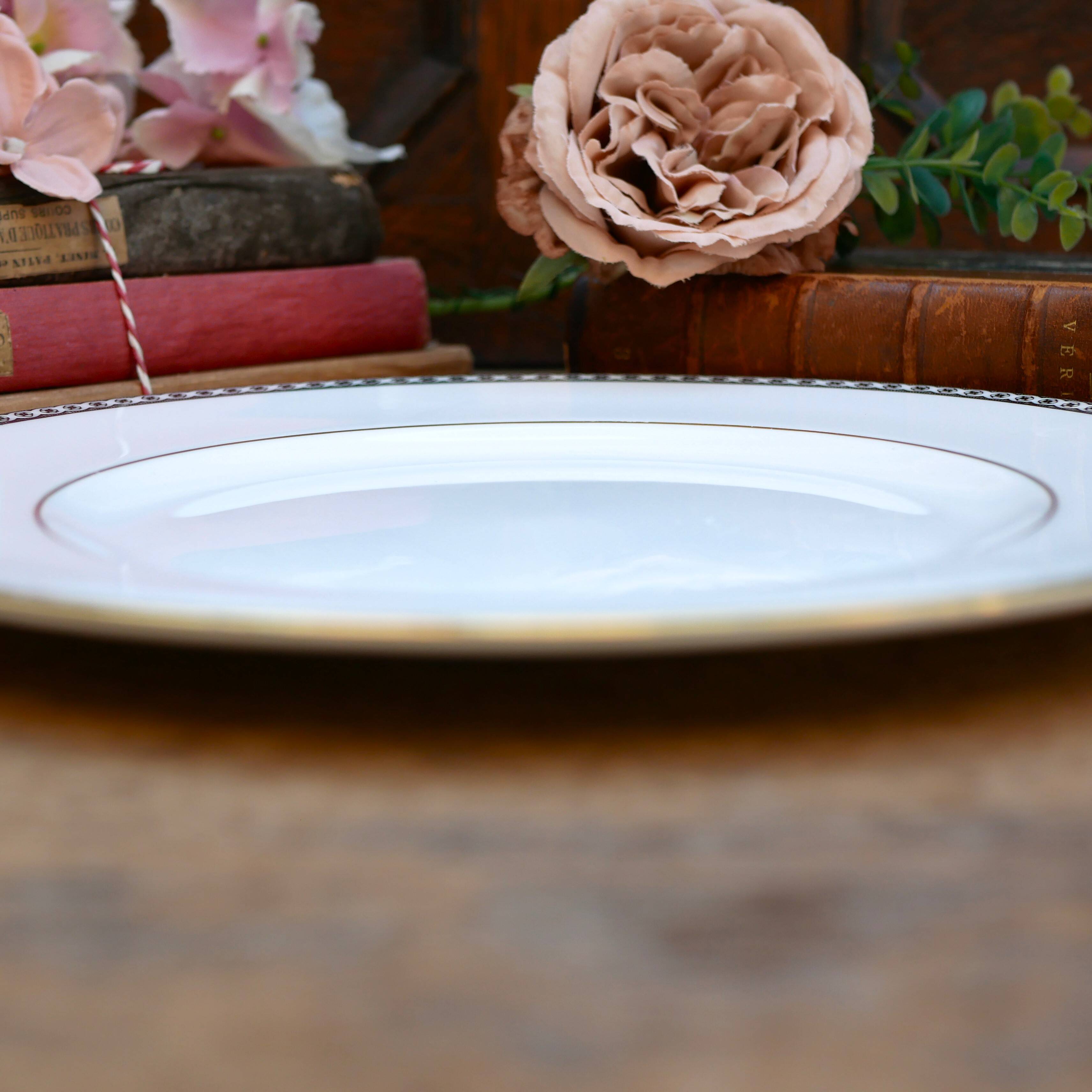 Wedgewood Ulander dinner plate in fine English porcelain