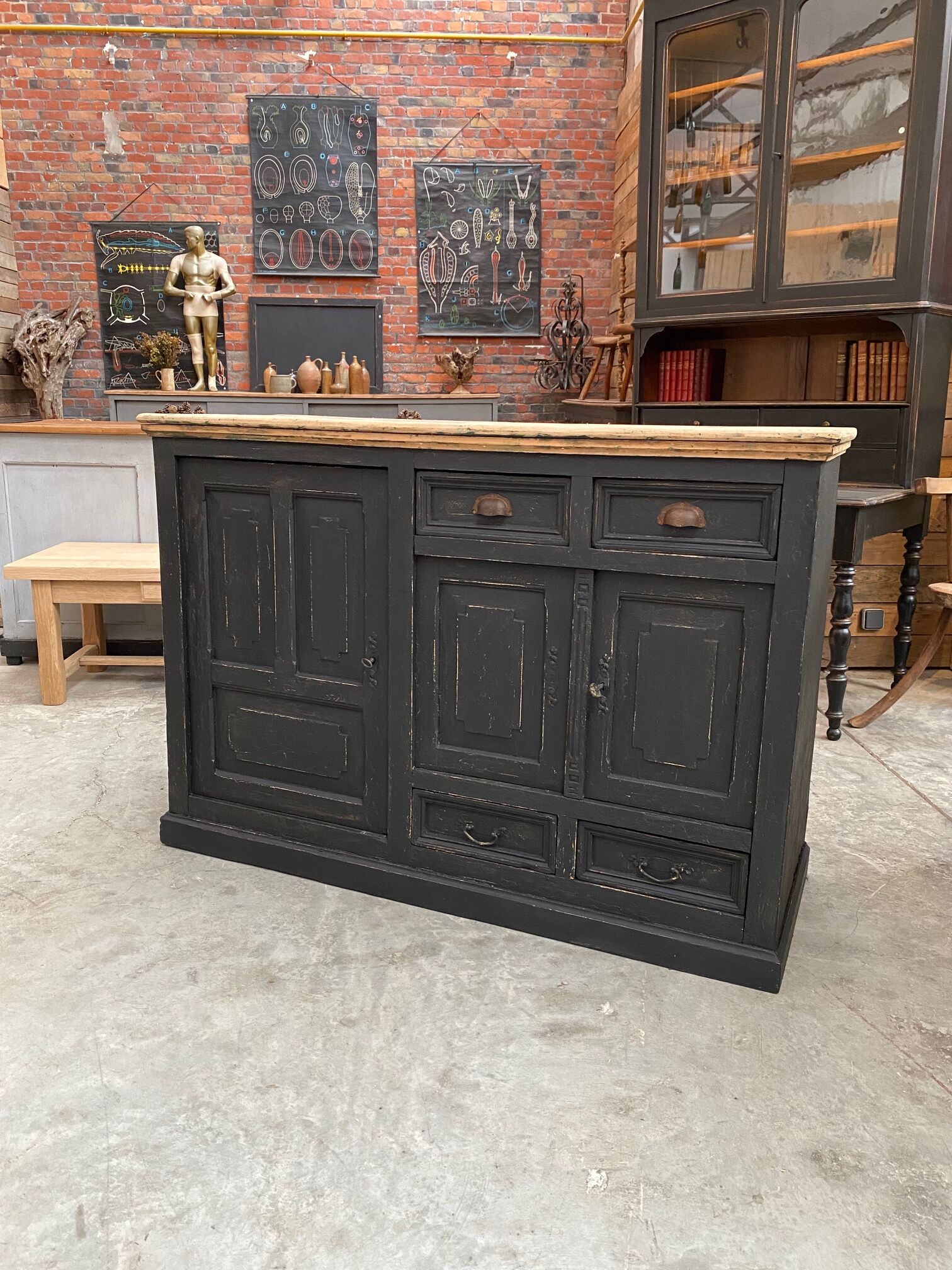 Low furniture early XXth