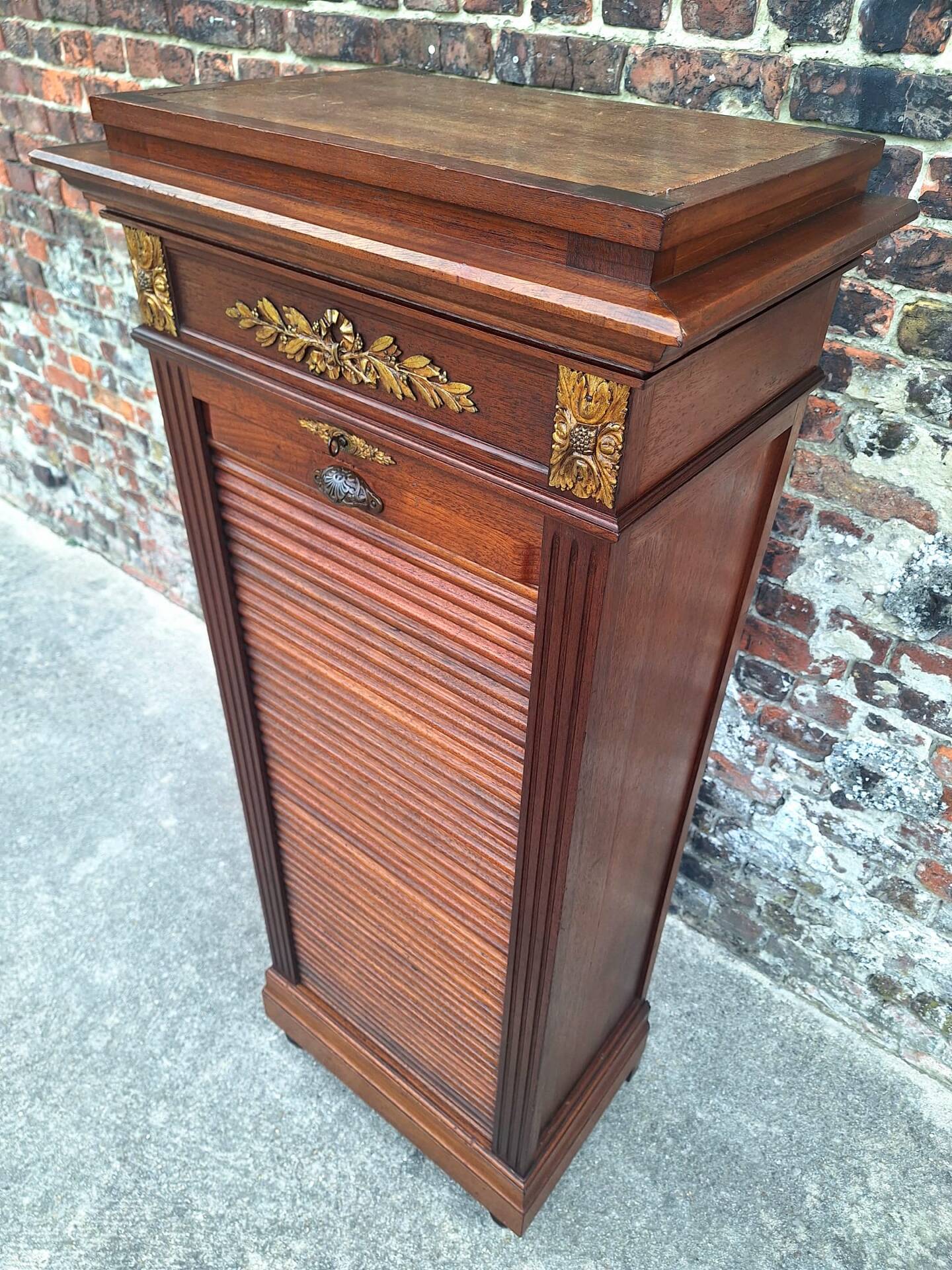 Meuble de notaire Napoléon III, classeur à rideaux, secrétaire