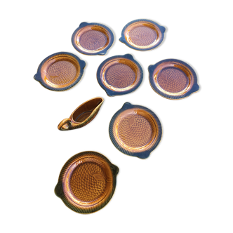 Set of 7 plates and a ceramic saucière Sarreguemines