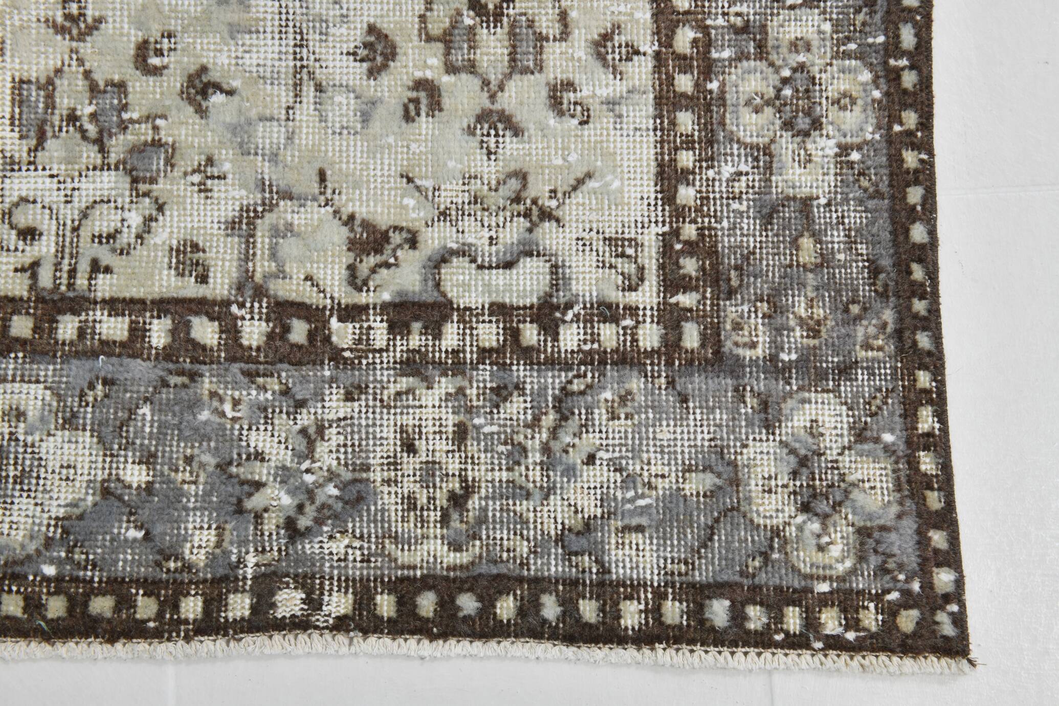 Light Green & Brown Floral Persian Rug, 181x285Cm