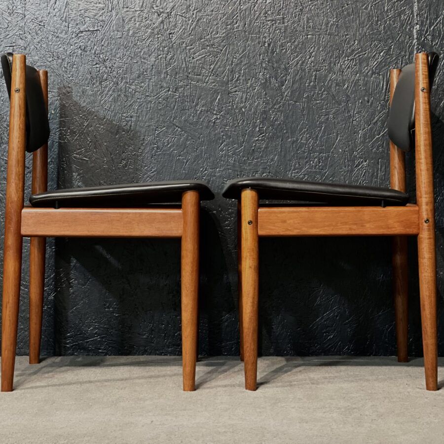 Set of 4 chairs France & Son model 197