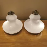 Paire de lampes verre opalin, Italie,1960