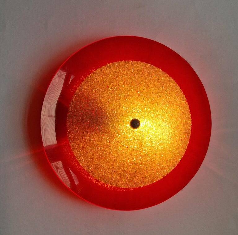 Paire de lampes murales ou de plafond rouges rares du milieu du siècle, Allemagne, années 1970.