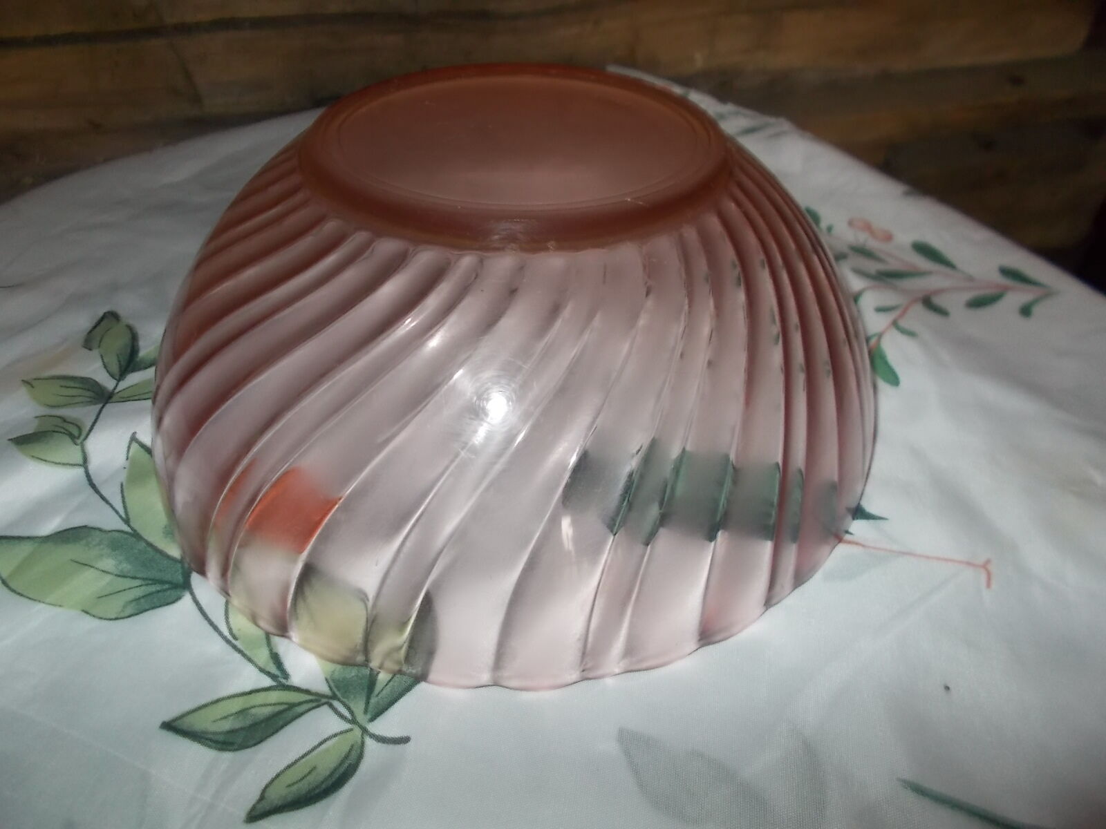 Arcoroc Rosaline glass salad bowl