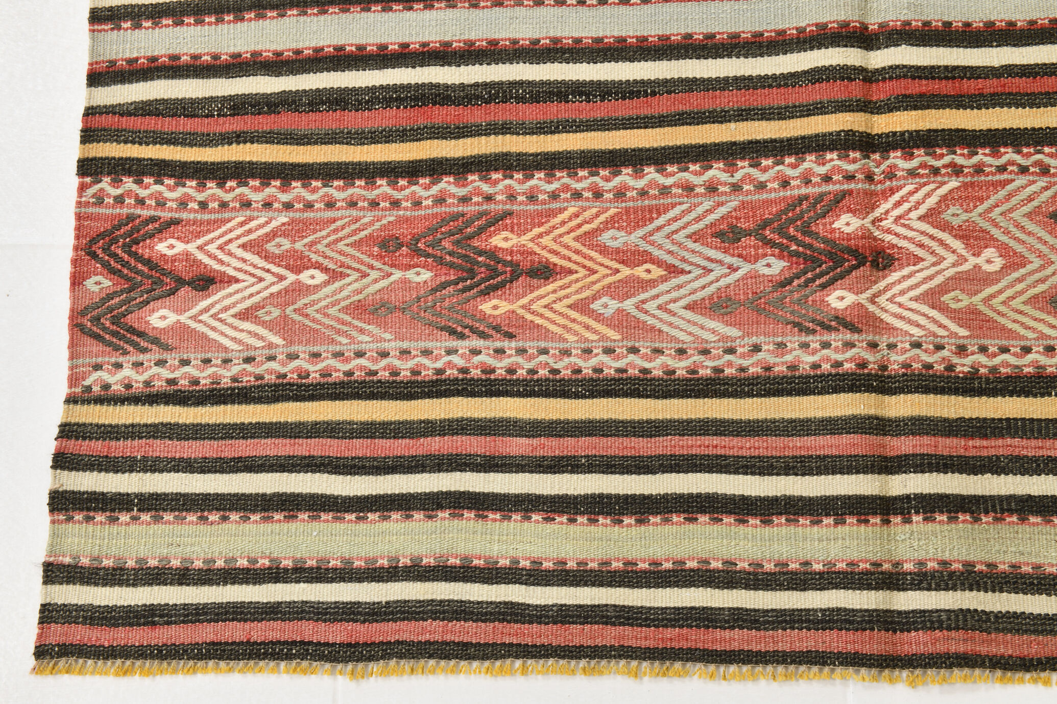 4x7 Kilim Vintage Rug, 138x218Cm