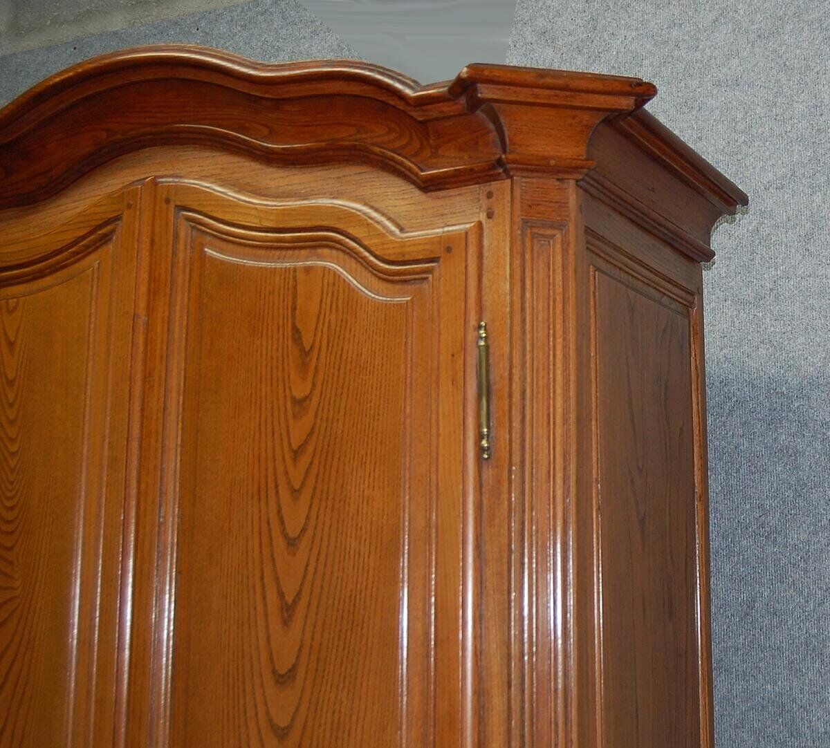 Buffet à deux corps XVIIIe siècle