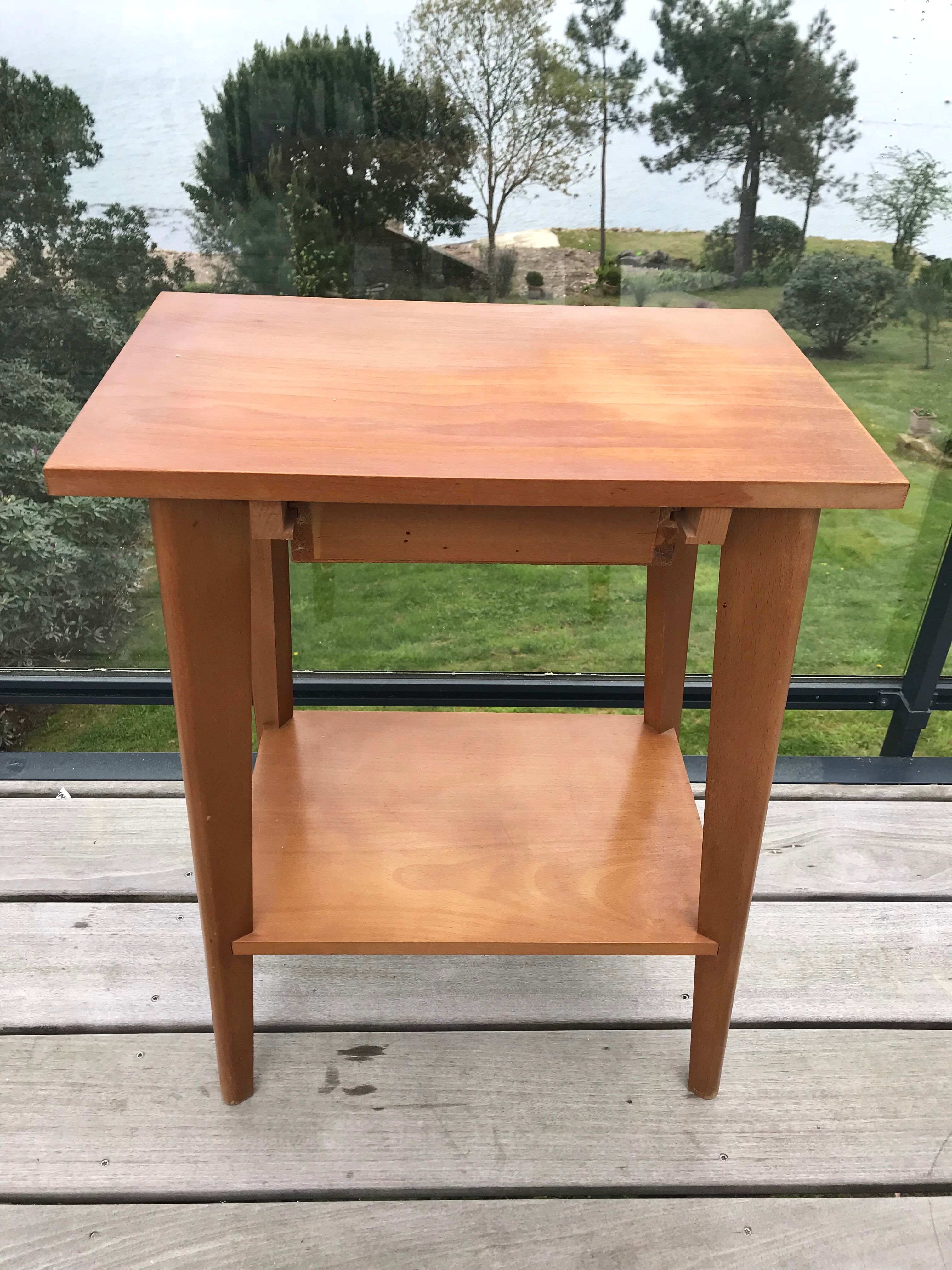 Side wooden side table