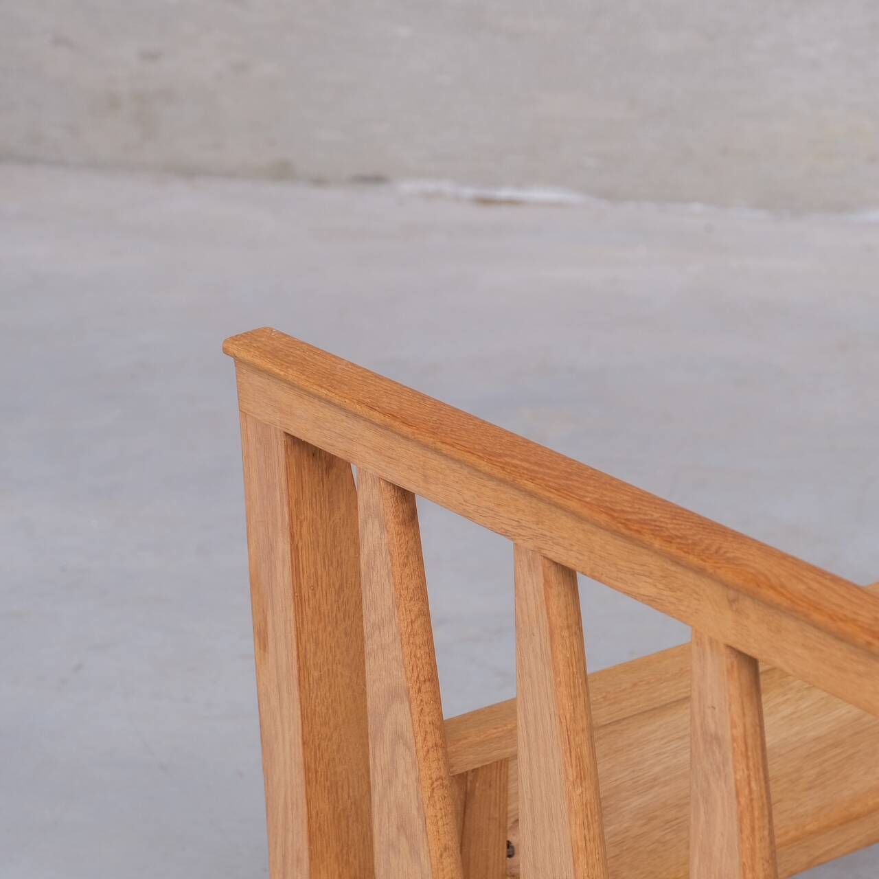 Guillerme et Chambron French Mid-Century Oak Single Bed