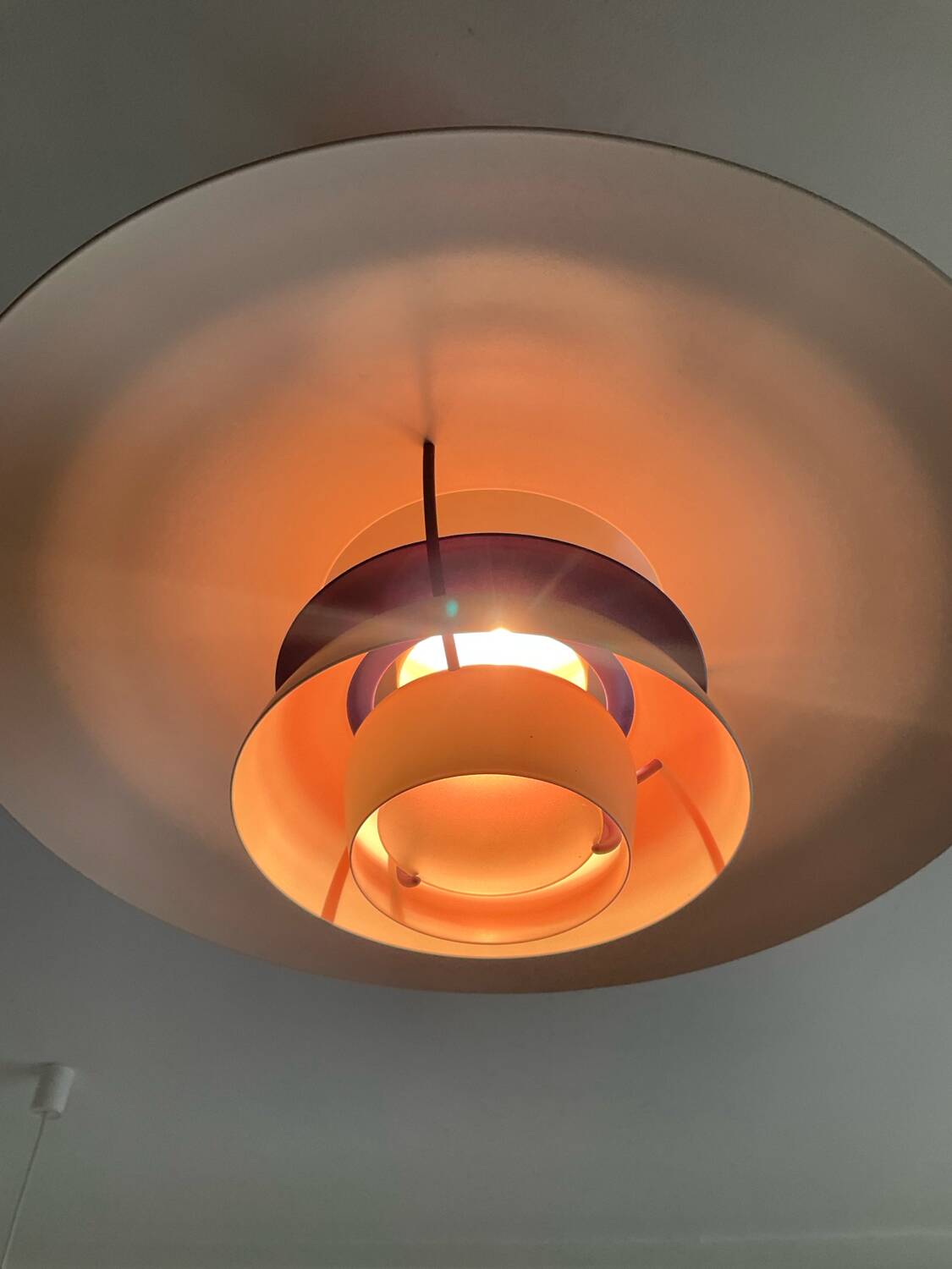Suspension PH5 Louis Poulsen par Poul Henningsen