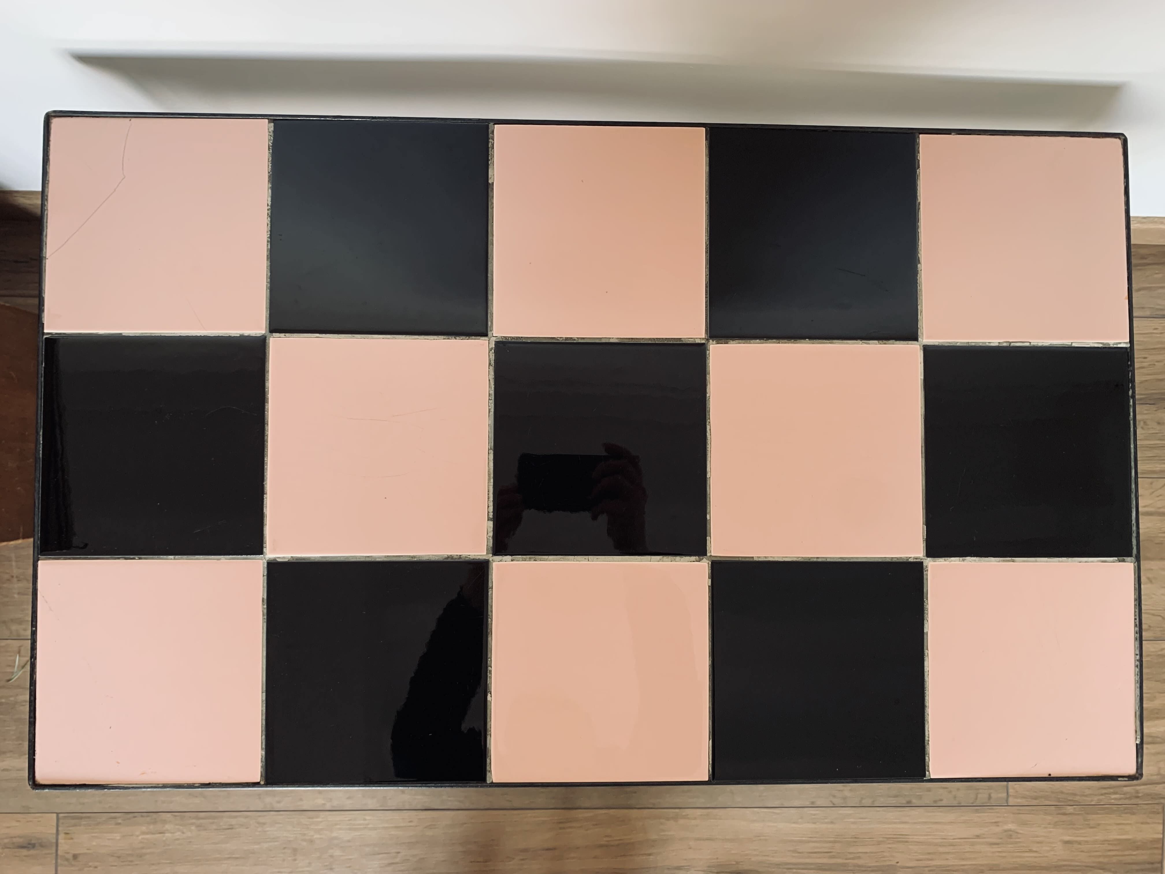 Table basse damier
