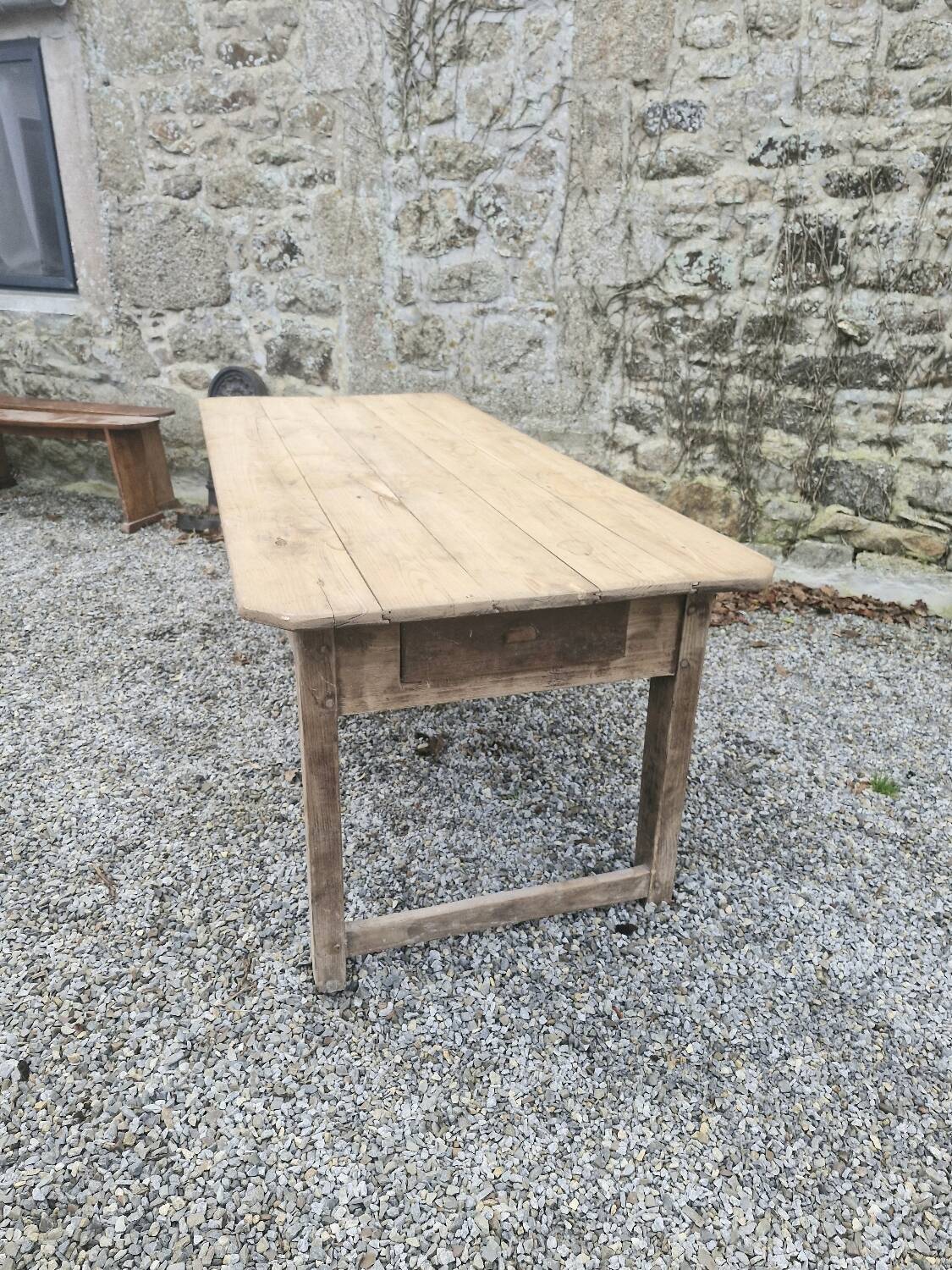 Farmhouse table