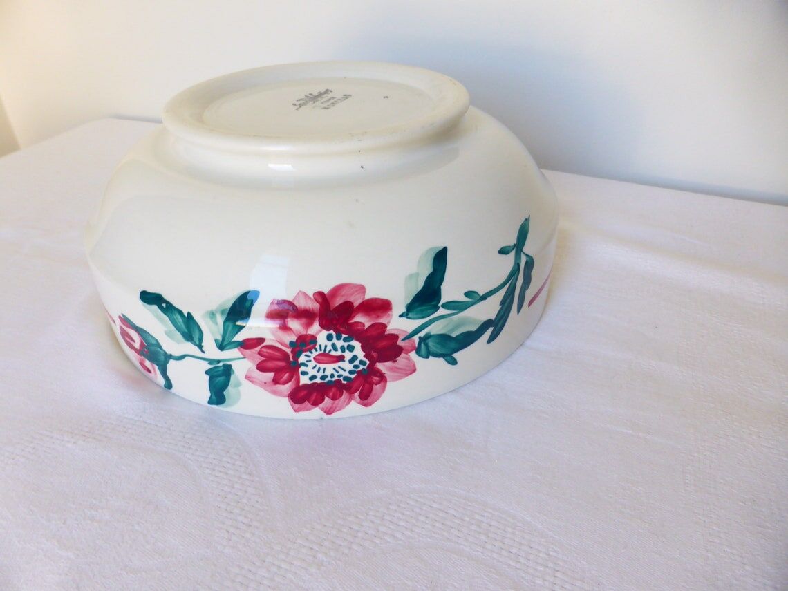Vintage salad bowl from the Sarreguemines manufacture Model Monceau porcelain