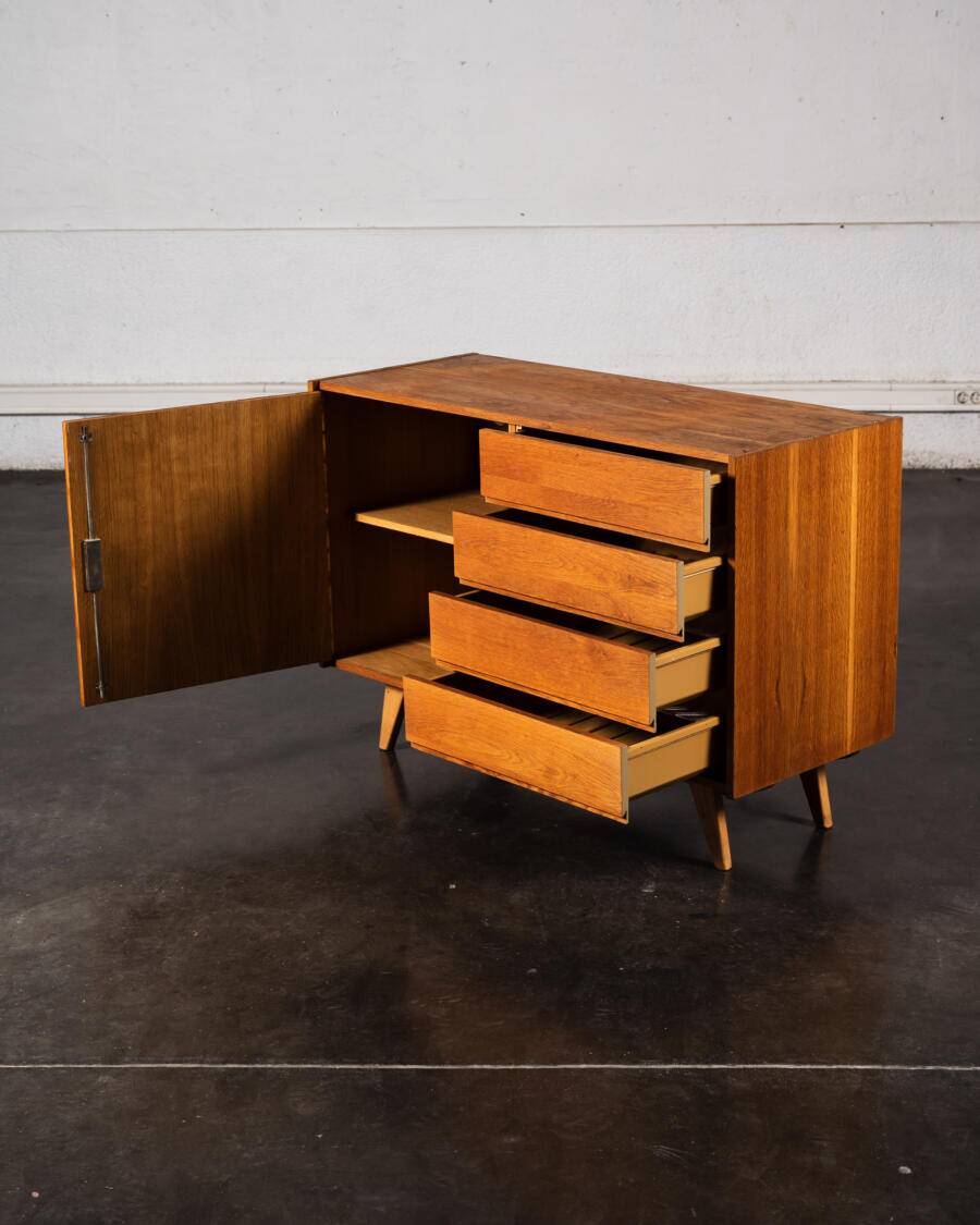 Buffet Jiri Jiroutek all wood