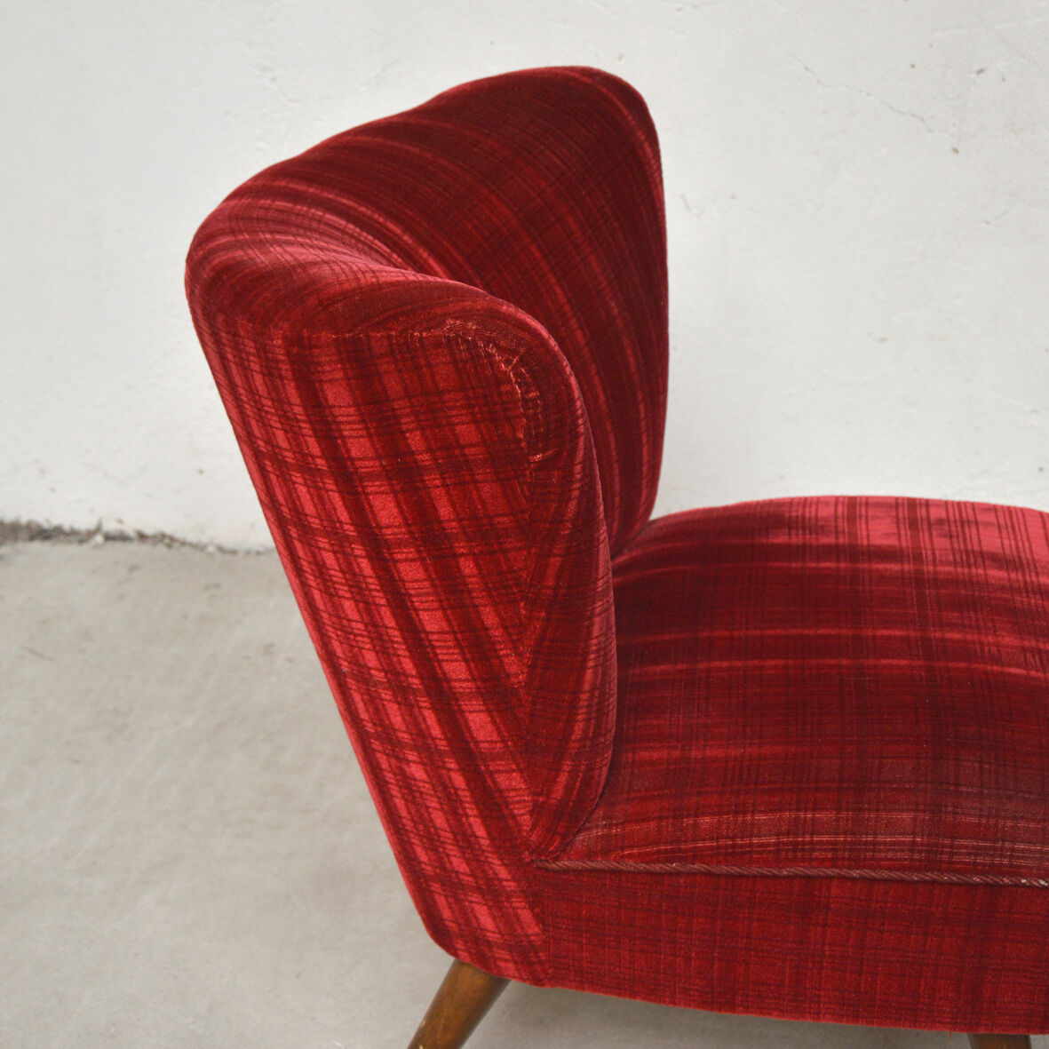 Paire de fauteuils cocktail 1960