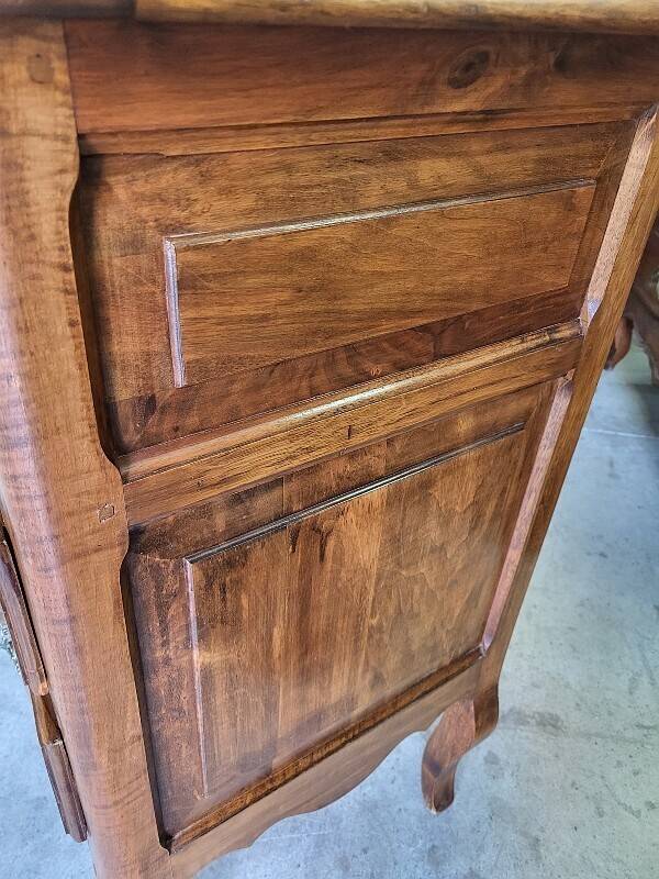 Louis XV walnut chest of drawers with 3 drawers from 1960