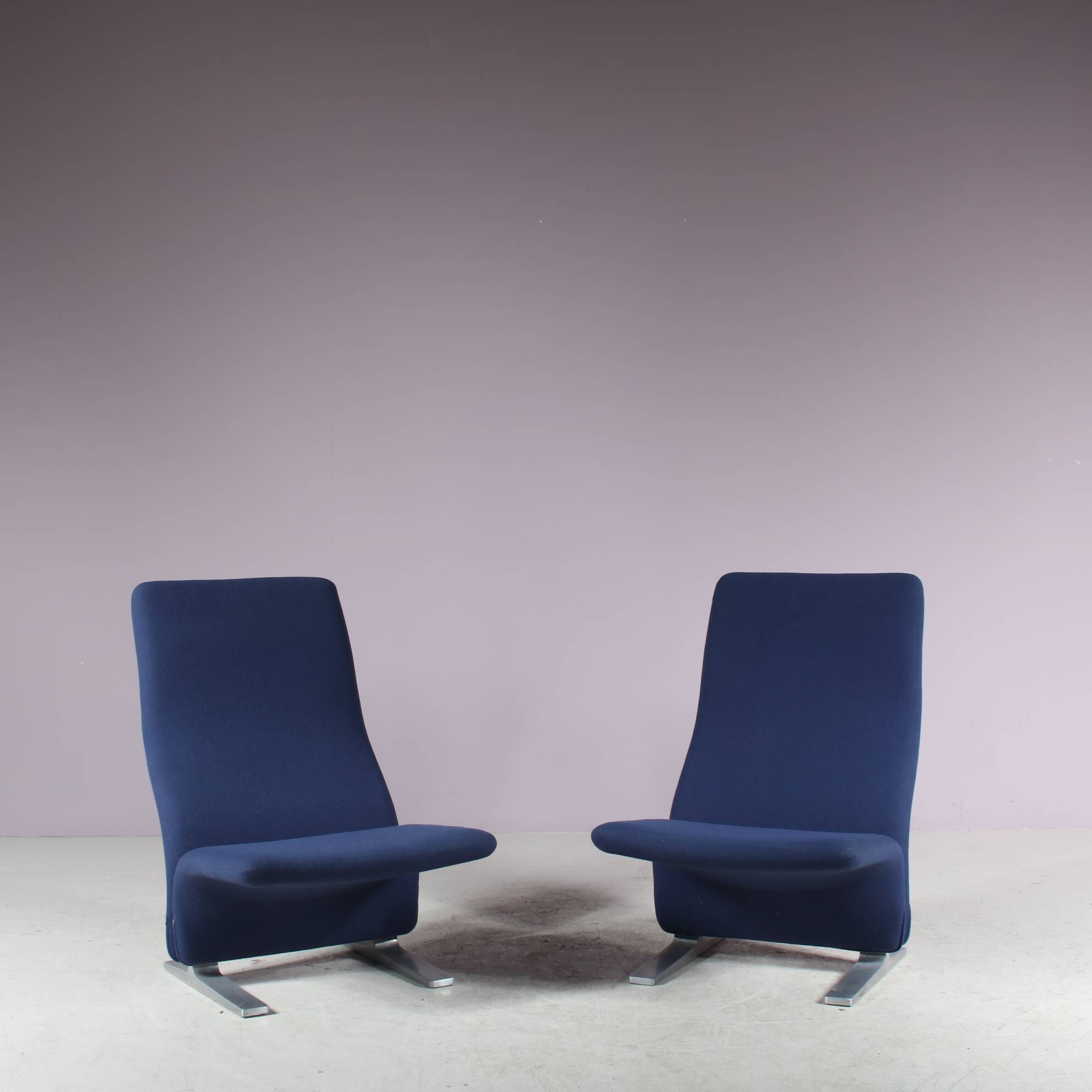 1970s Pair of “Concorde” chairs by Pierre Paulin for Artifort, Netherlands
