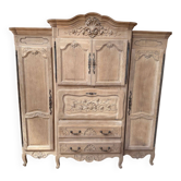 Large original linen cupboard