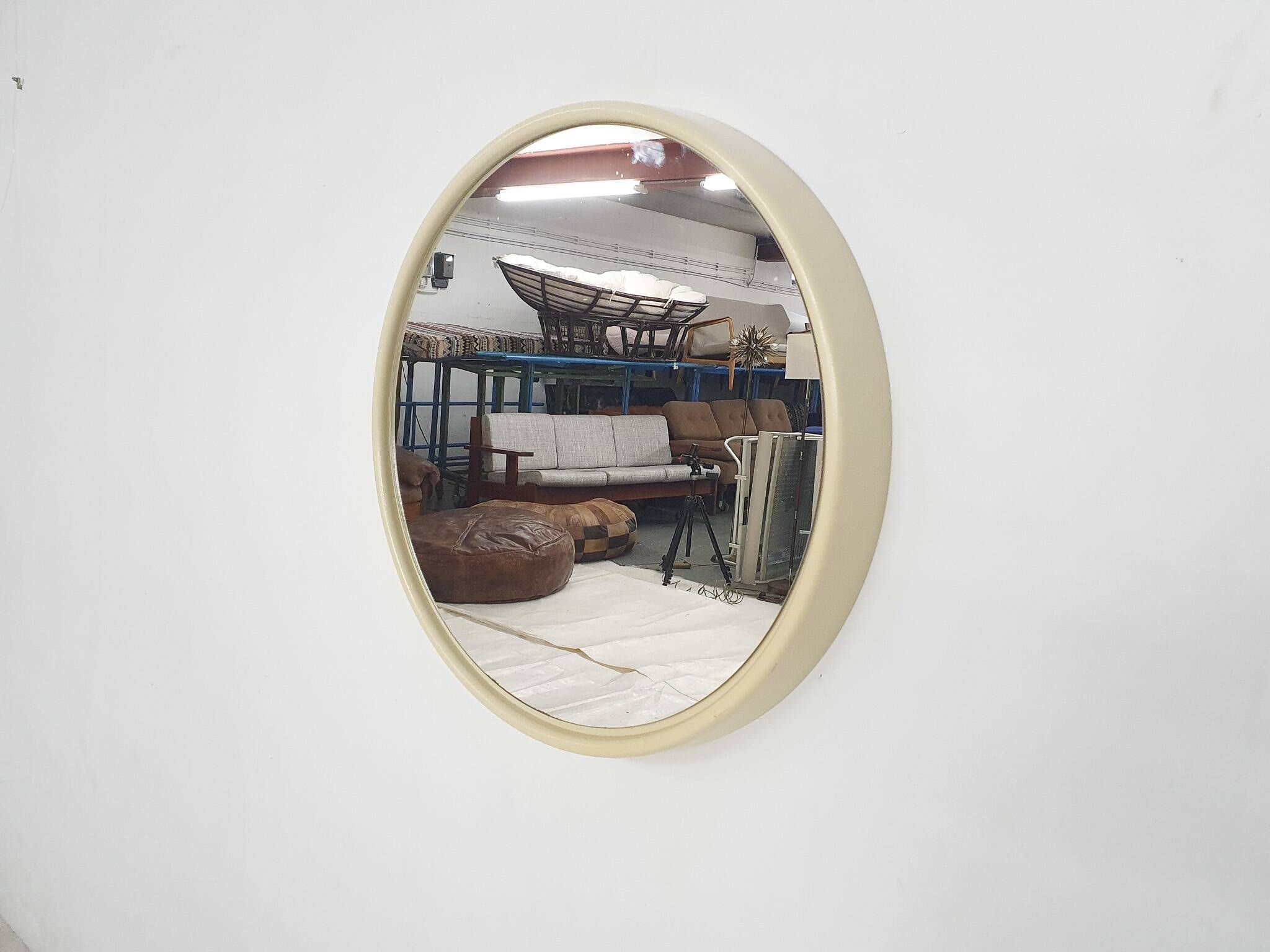 Miroir rond en polyester des années 1960, Pays-Bas