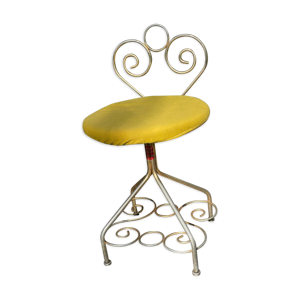Chaise de chambre en métal dorée