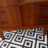 Scandinavian chest drawers