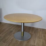 Round table with central base, wood top, 1970s